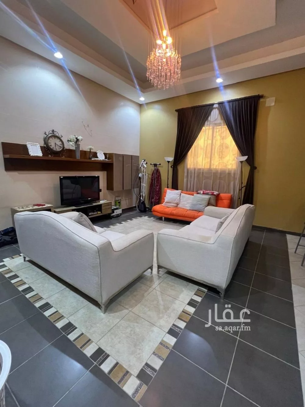 فيلا 9 غرف في الياسمين 8