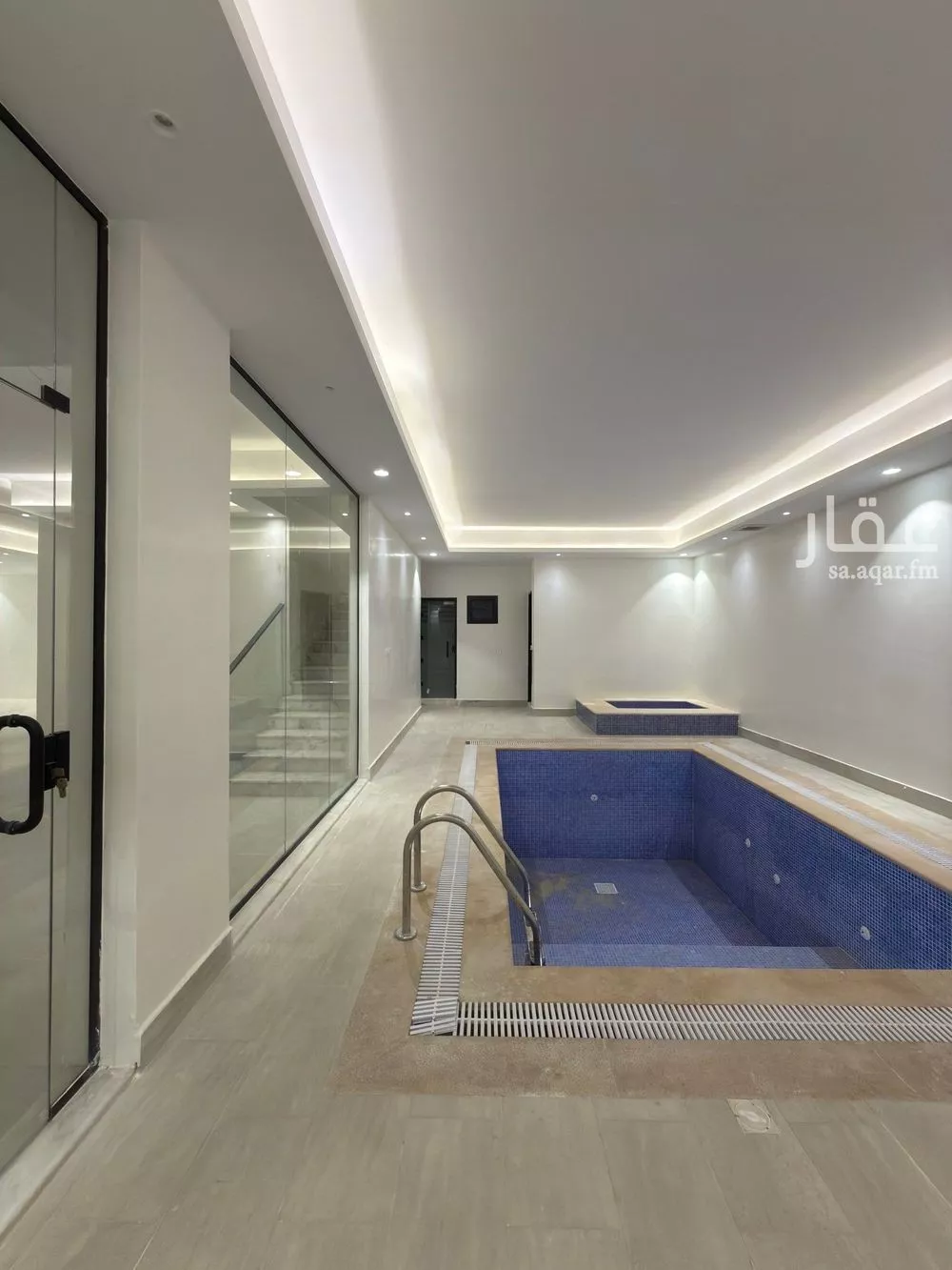 فيلا 4 غرف في العليا 11