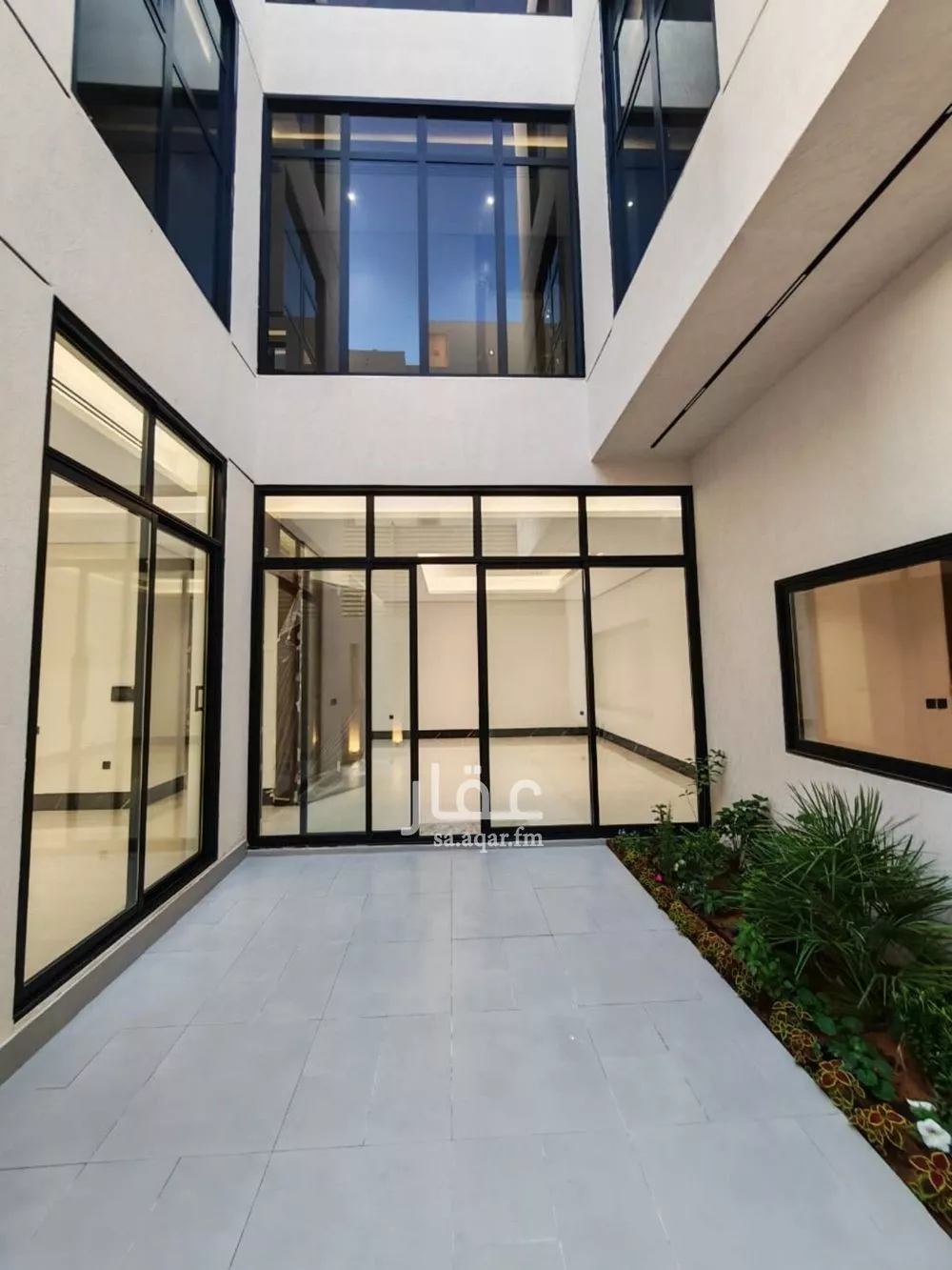 فيلا 7 غرف في الياسمين 15