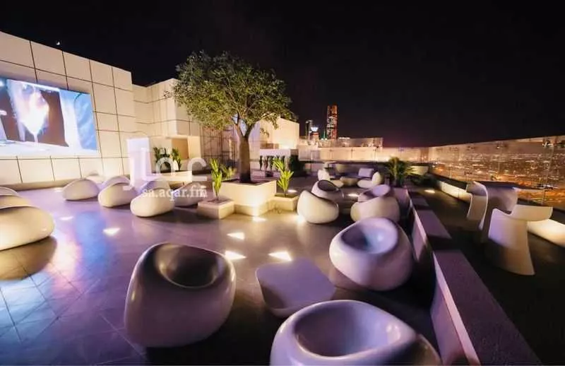 2 bedroom apartment in Al Nakheel 15