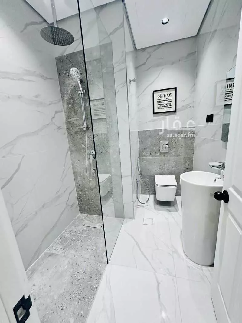 2 bedroom apartment in Al Nakheel 8