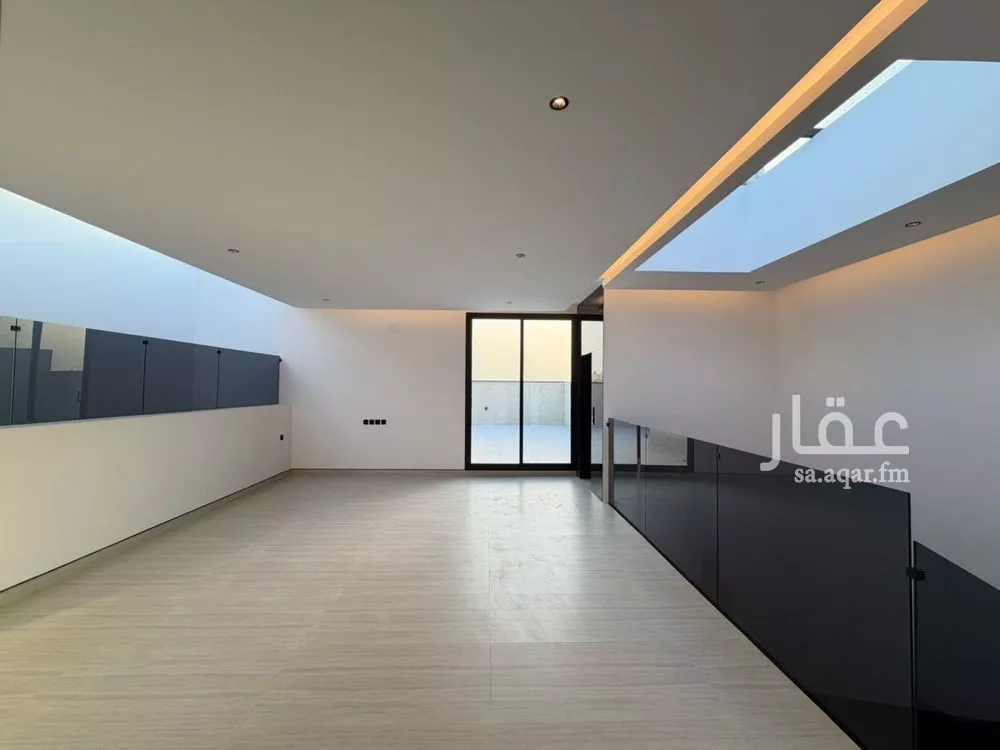 فيلا 4 غرف في العارض 20