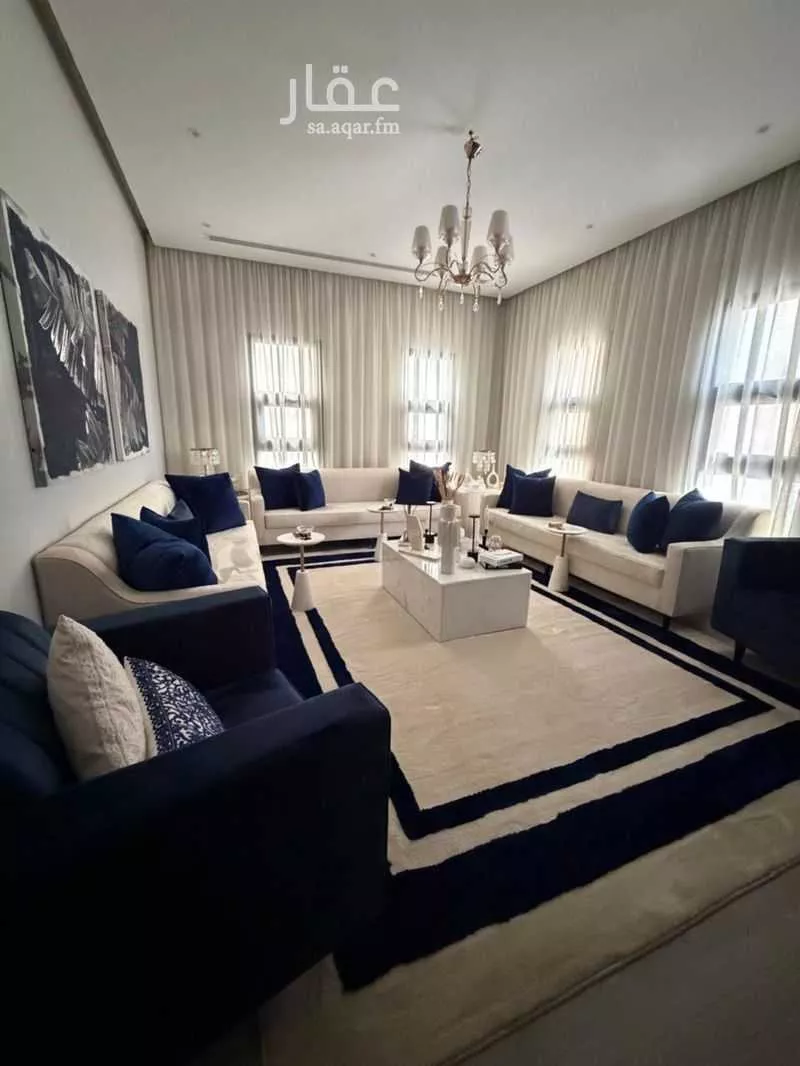 فيلا 4 غرف في العارض 3