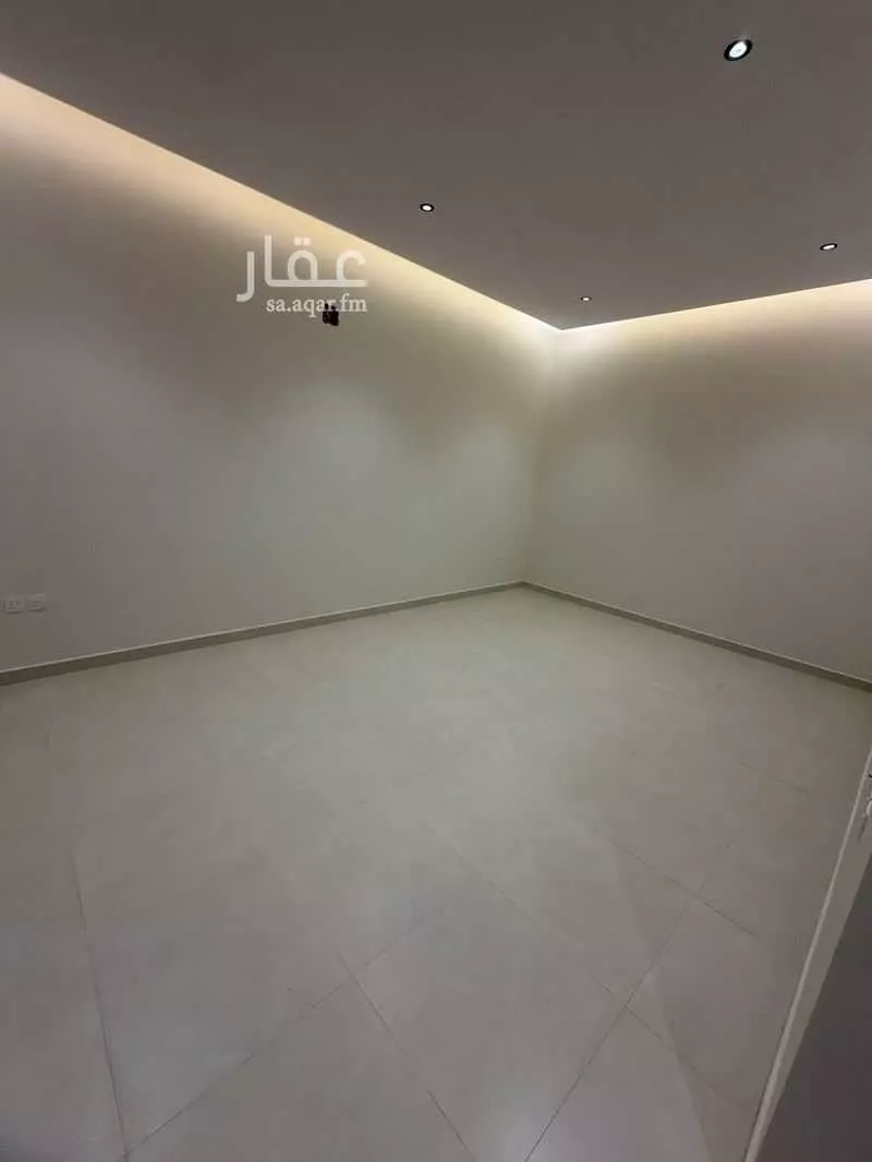 فيلا 5 غرف في عكاظ 2