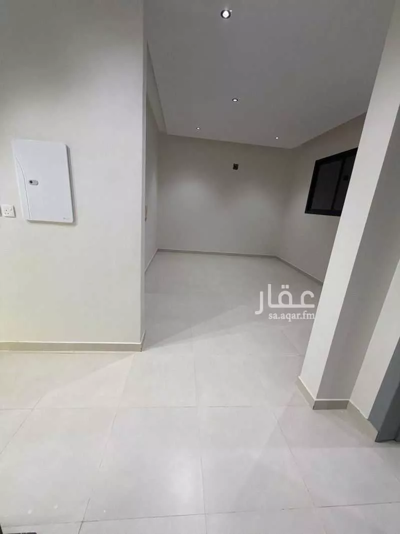 فيلا 5 غرف في عكاظ 4