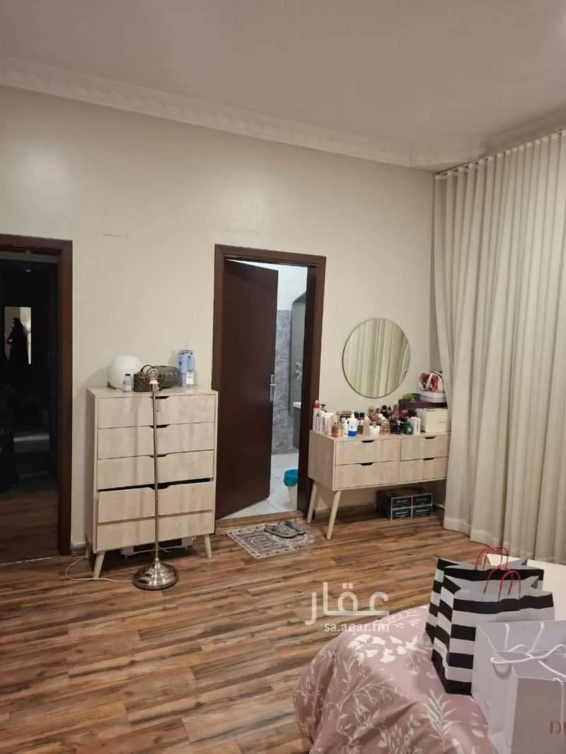 شقة 5 غرف في الروابي 7