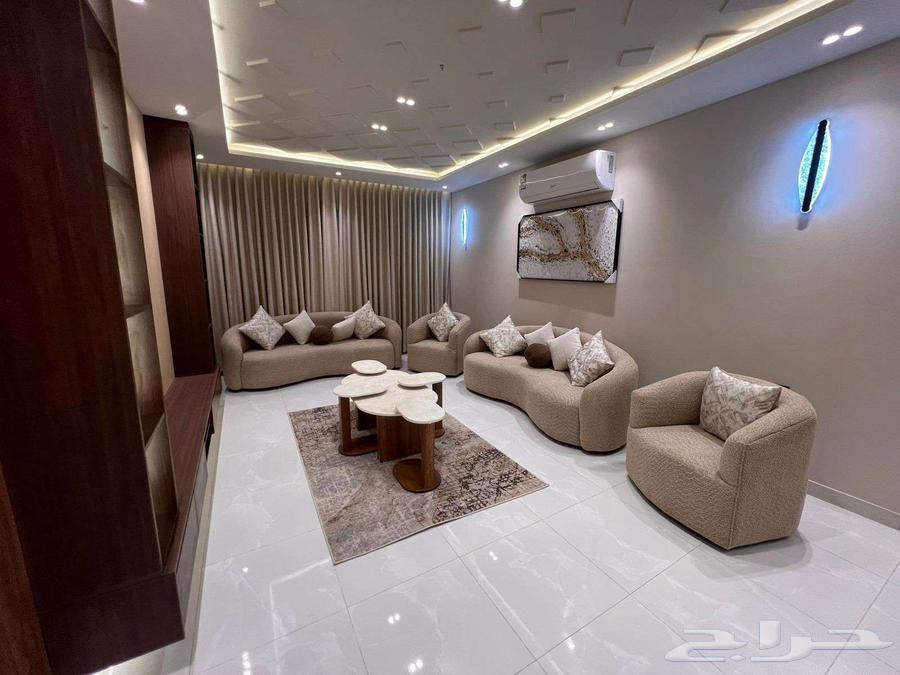 شقة 5 غرف في الشوقية 20