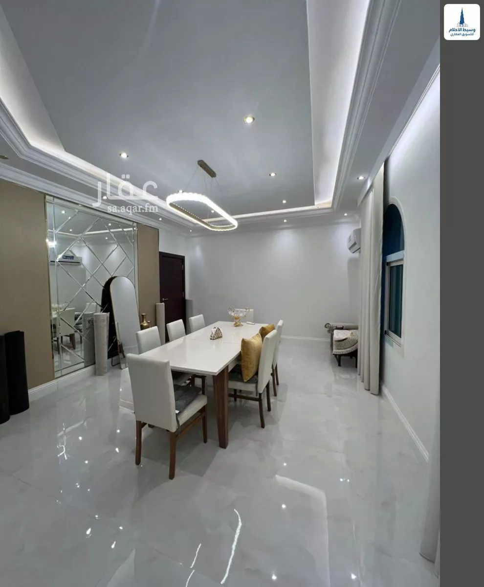 فيلا 12 غرف في النعيم 8