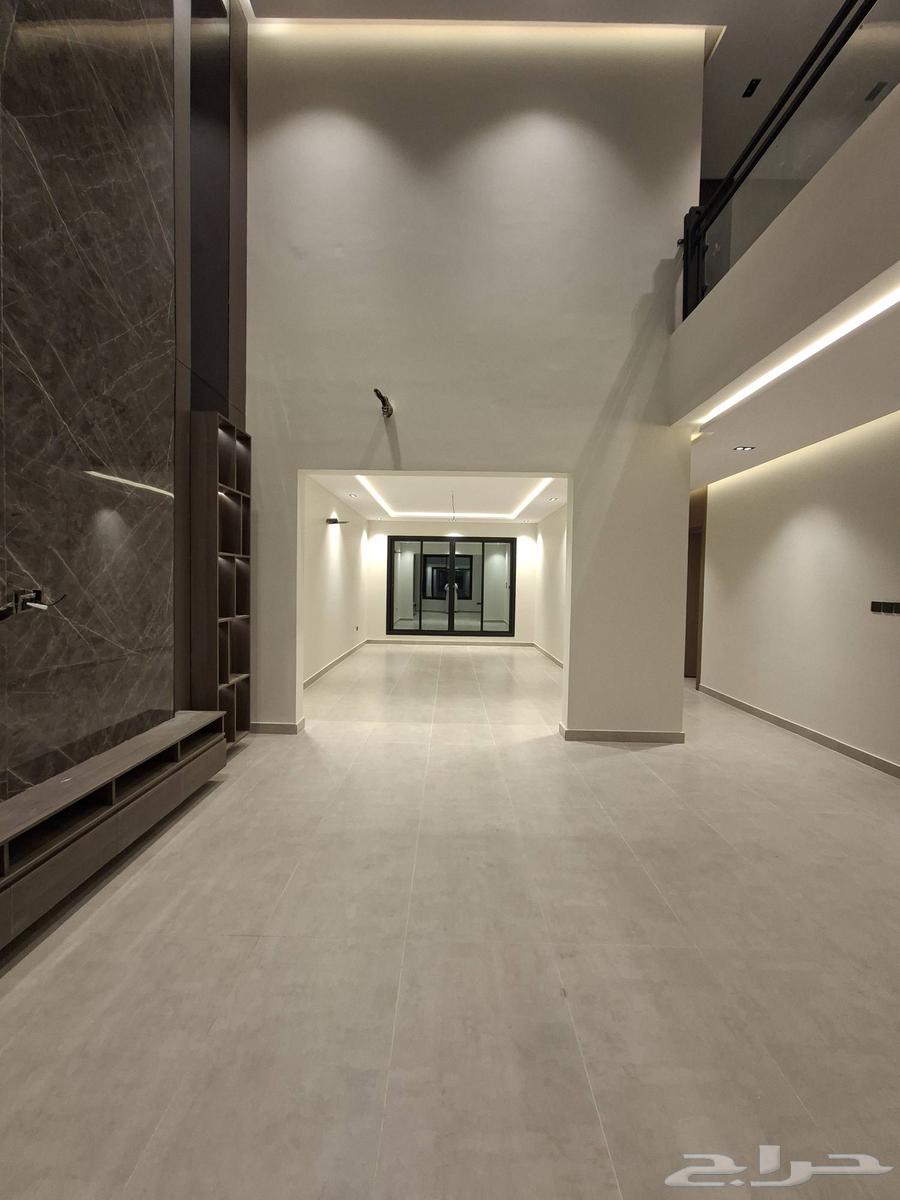 فيلا 9 غرف في ولي العهد 6