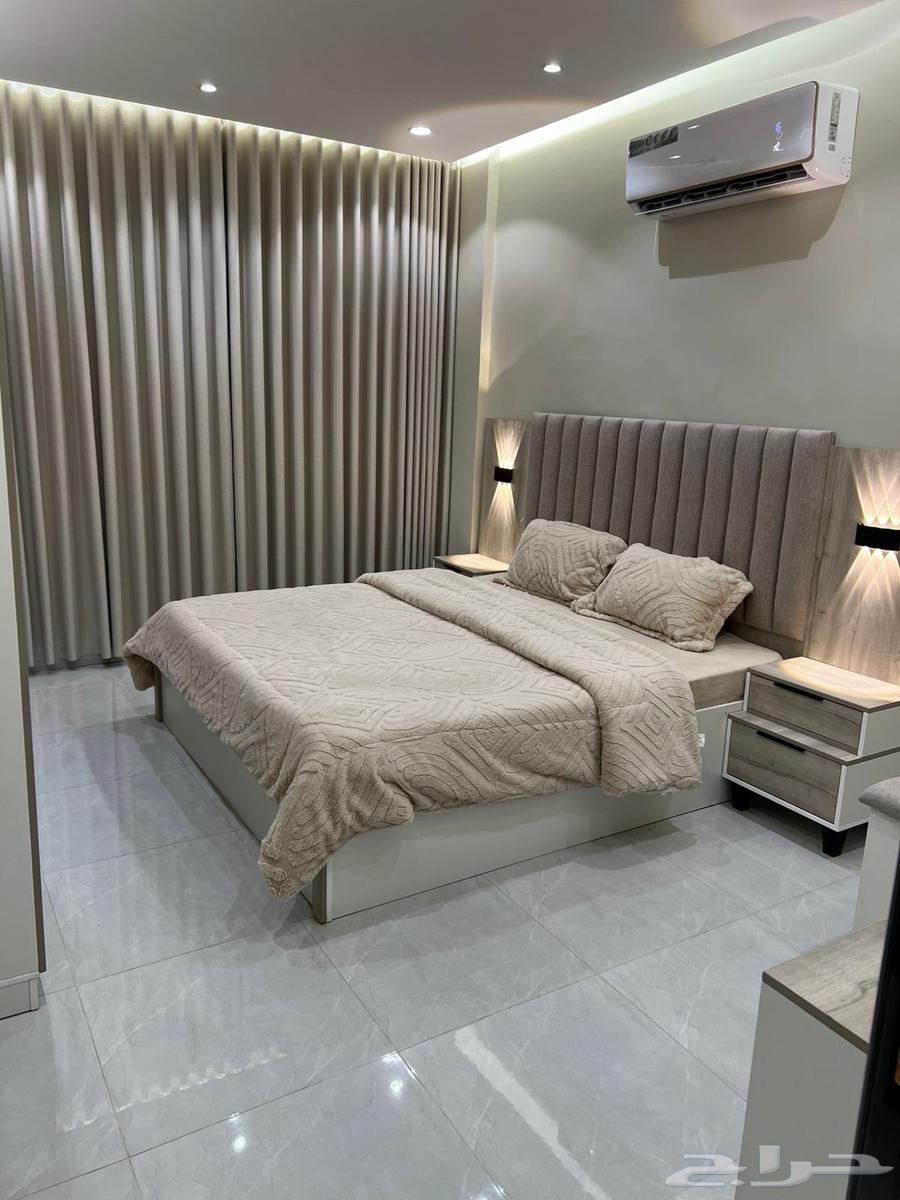 شقة 8 غرف في العريض 3