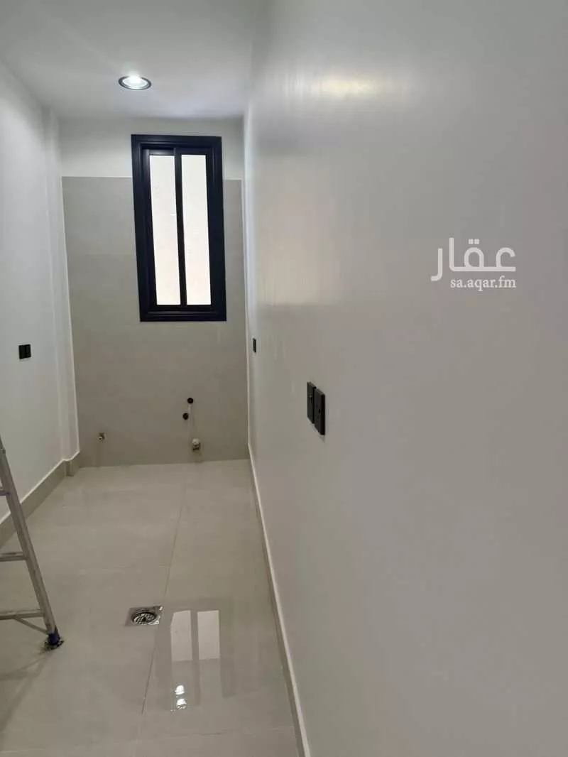 فيلا 7 غرف في الشفا 12