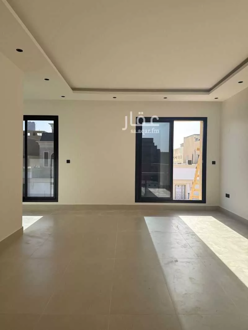 فيلا 7 غرف في الشفا 22