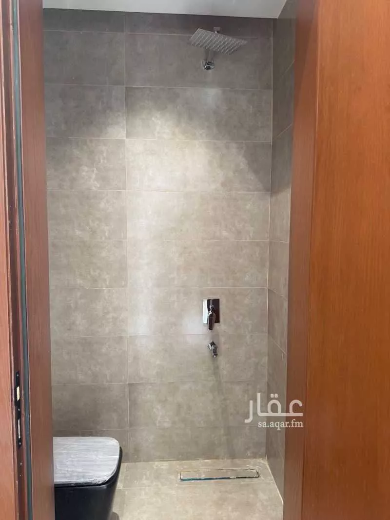 فيلا 7 غرف في الشفا 26