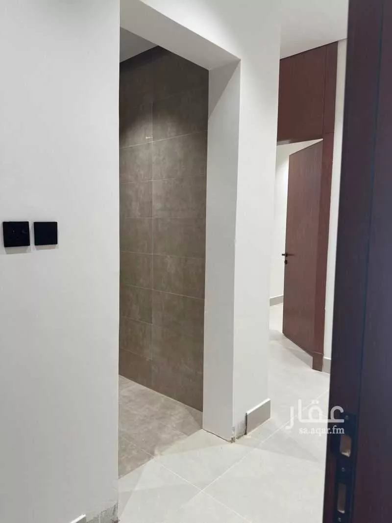 فيلا 7 غرف في الشفا 28