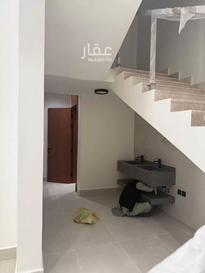 فيلا 7 غرف في الشفا 8