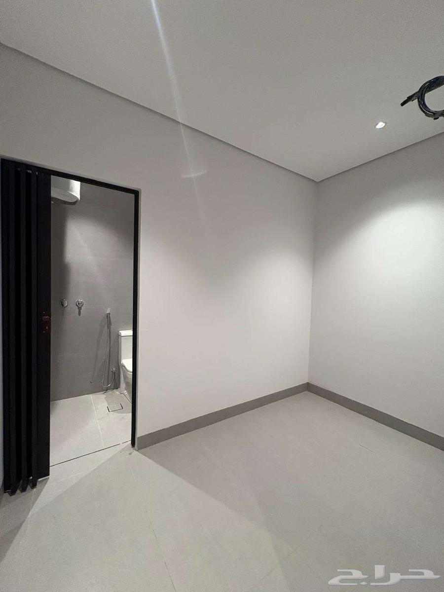 فيلا 5 غرف في مذينب 19