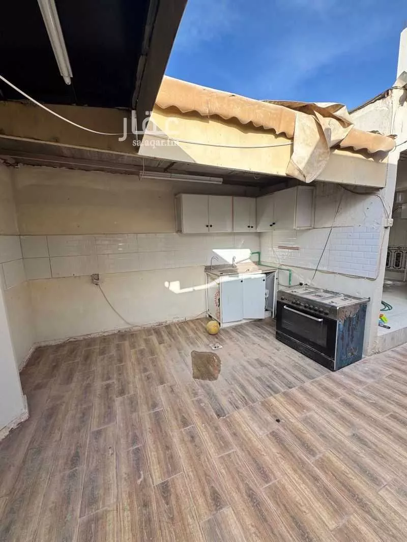 شقة 4 غرف في الرمال 13