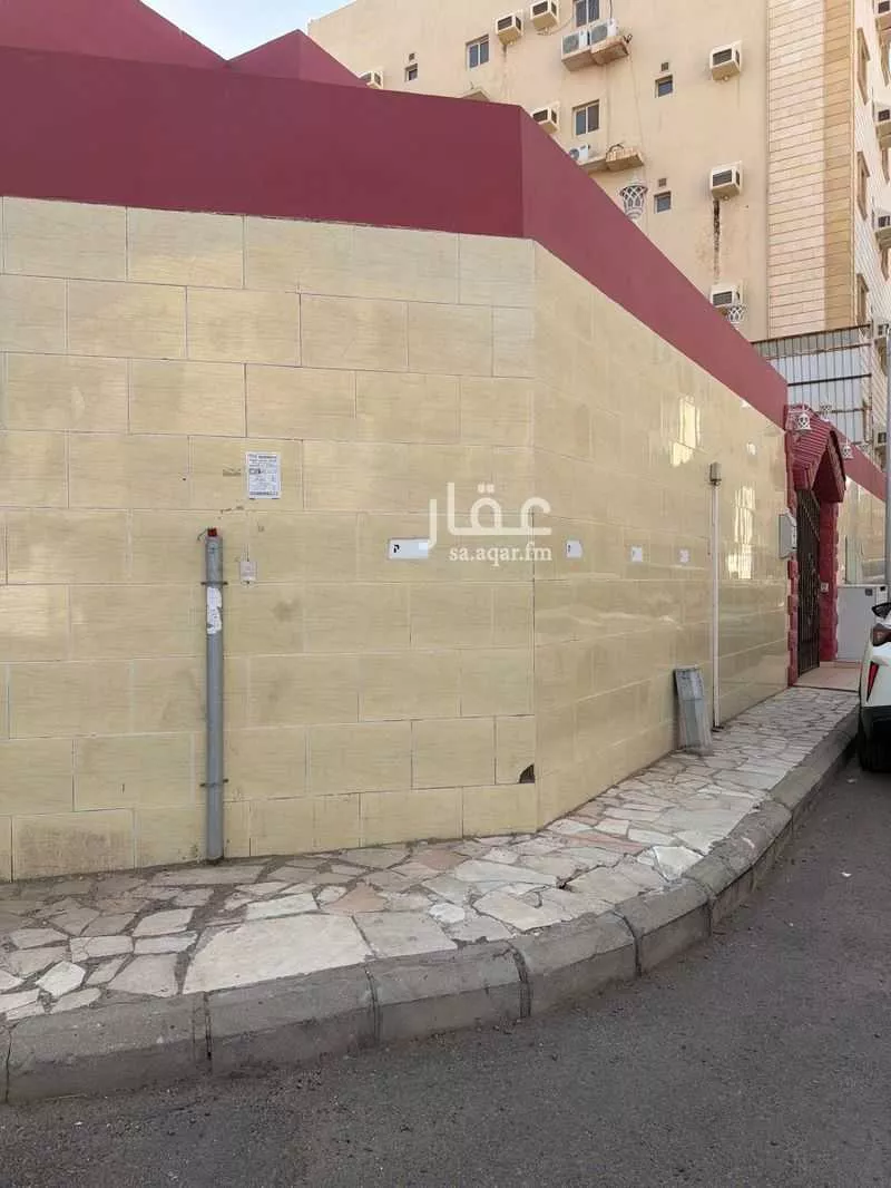 فيلا 7 غرف في مشرفة 2