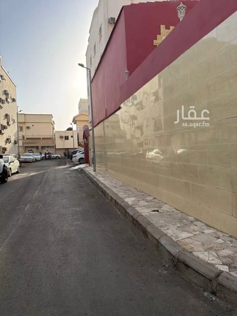 فيلا 7 غرف في مشرفة 3