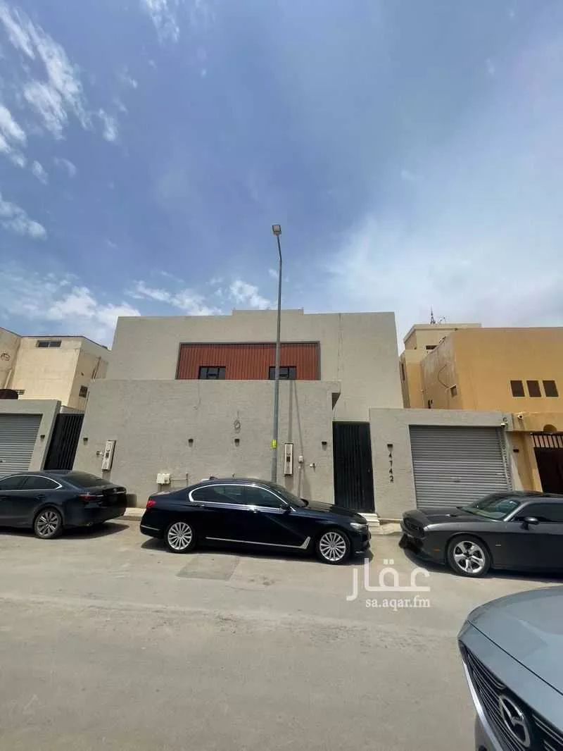 8 bedroom villa in As Suwaidi Al Gharabi, Riyadh 6