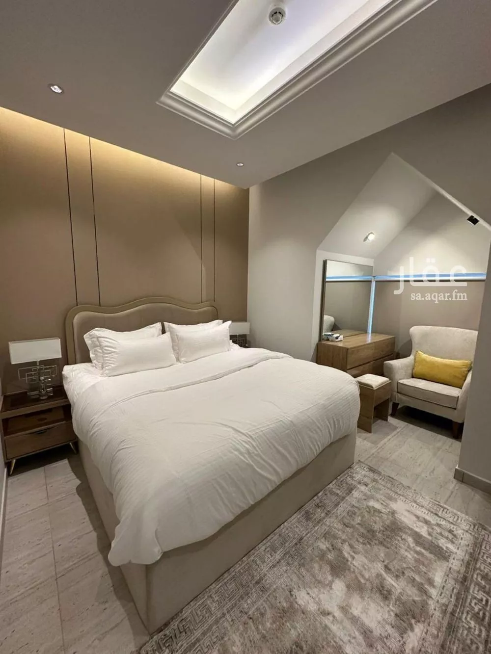 شقة 3 غرف في الملقا 5