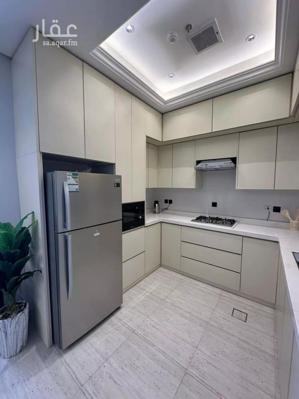 شقة 3 غرف في الملقا 7