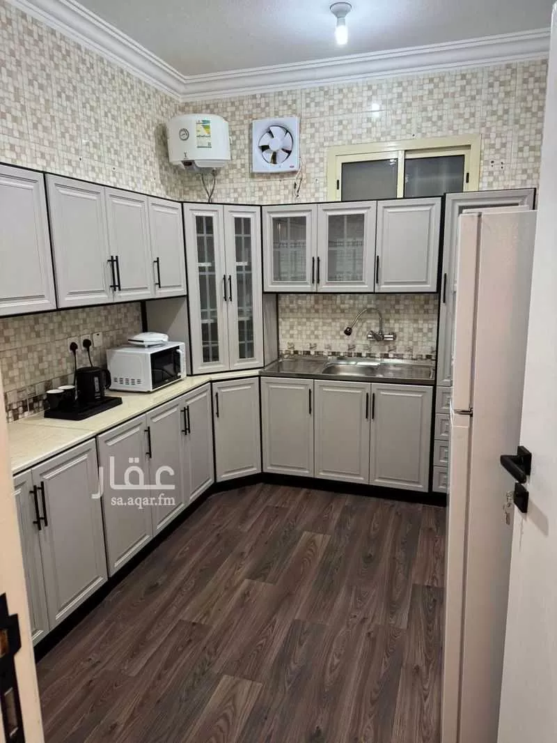 شقة 3 غرف في ظهرة لبن 21