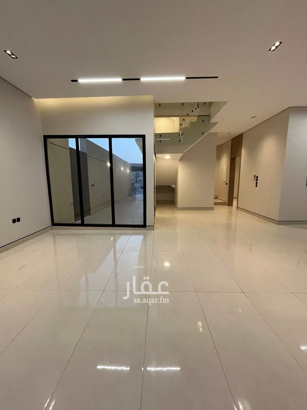 فيلا 5 غرف في الجنادرية 12