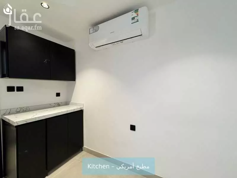 شقة 1 غرف في الملقا 5