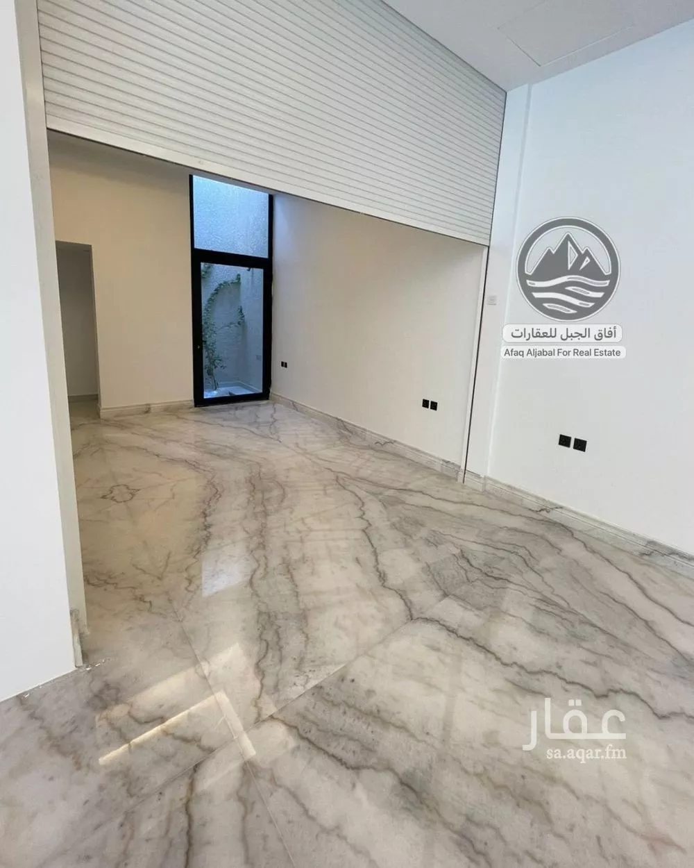 فيلا 8 غرف في النرجس 13