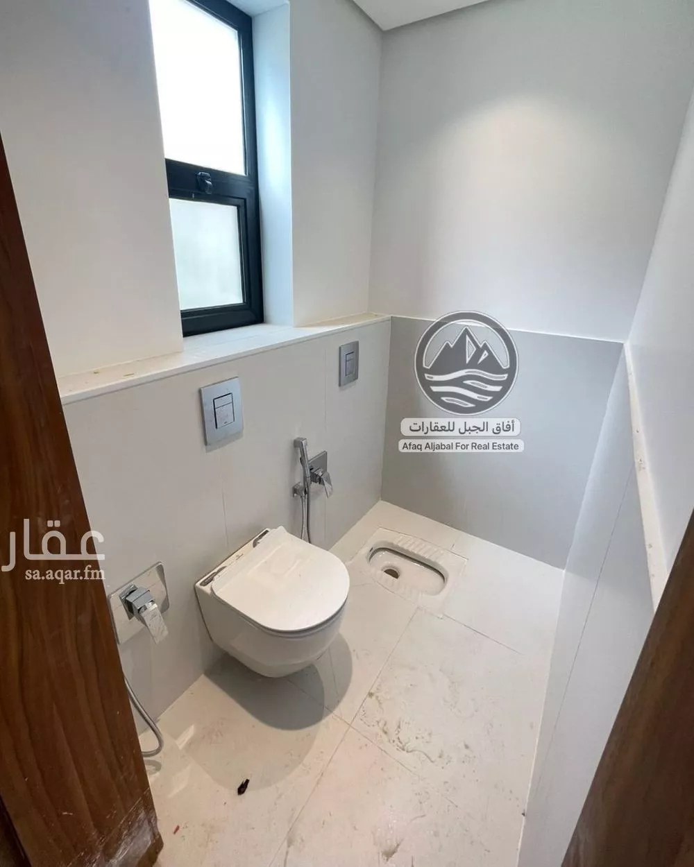 فيلا 8 غرف في النرجس 15