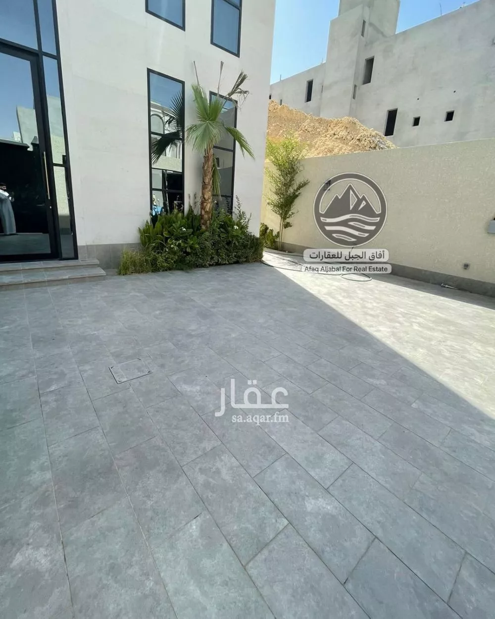 فيلا 8 غرف في النرجس 3