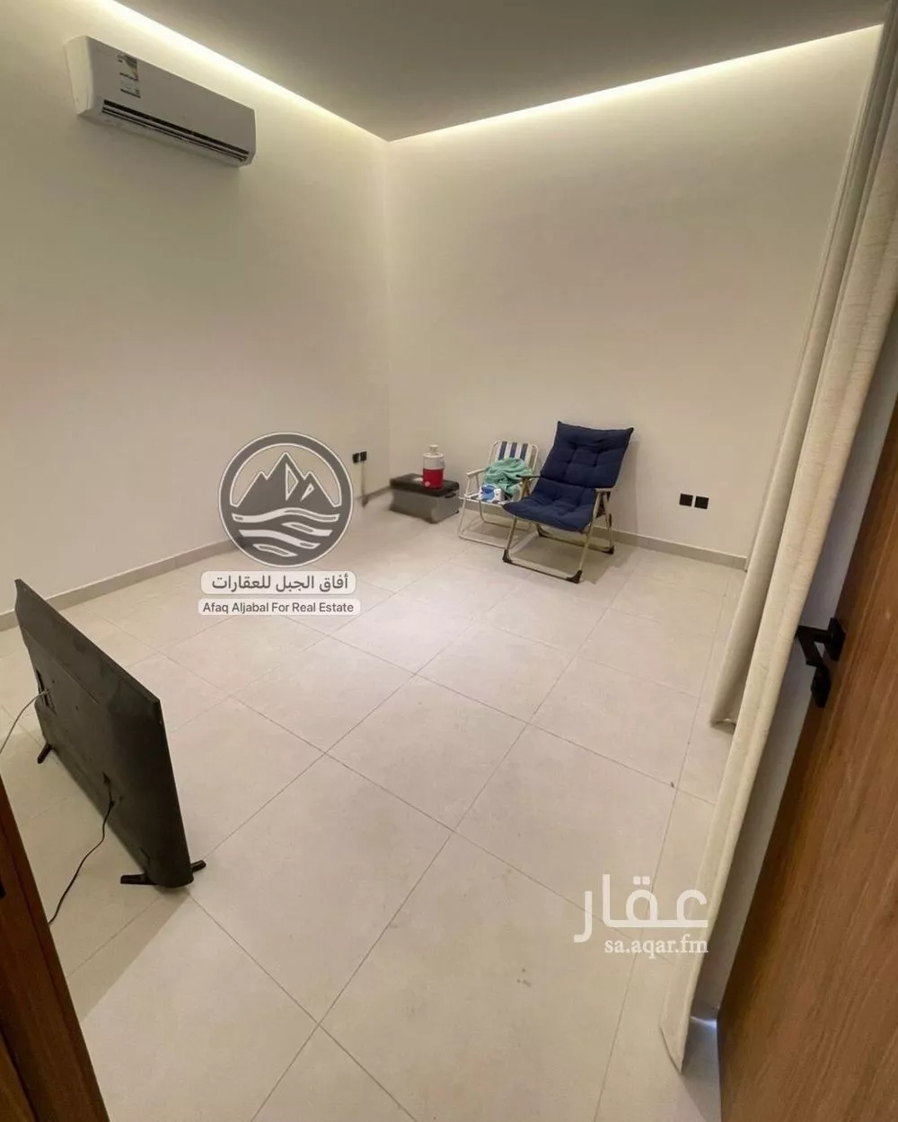 فيلا 8 غرف في النرجس 21