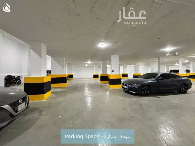 شقة 1 غرف في الملقا 7