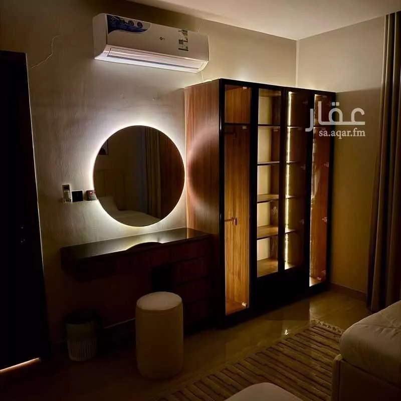 شقة 2 غرف في الحمرا 8