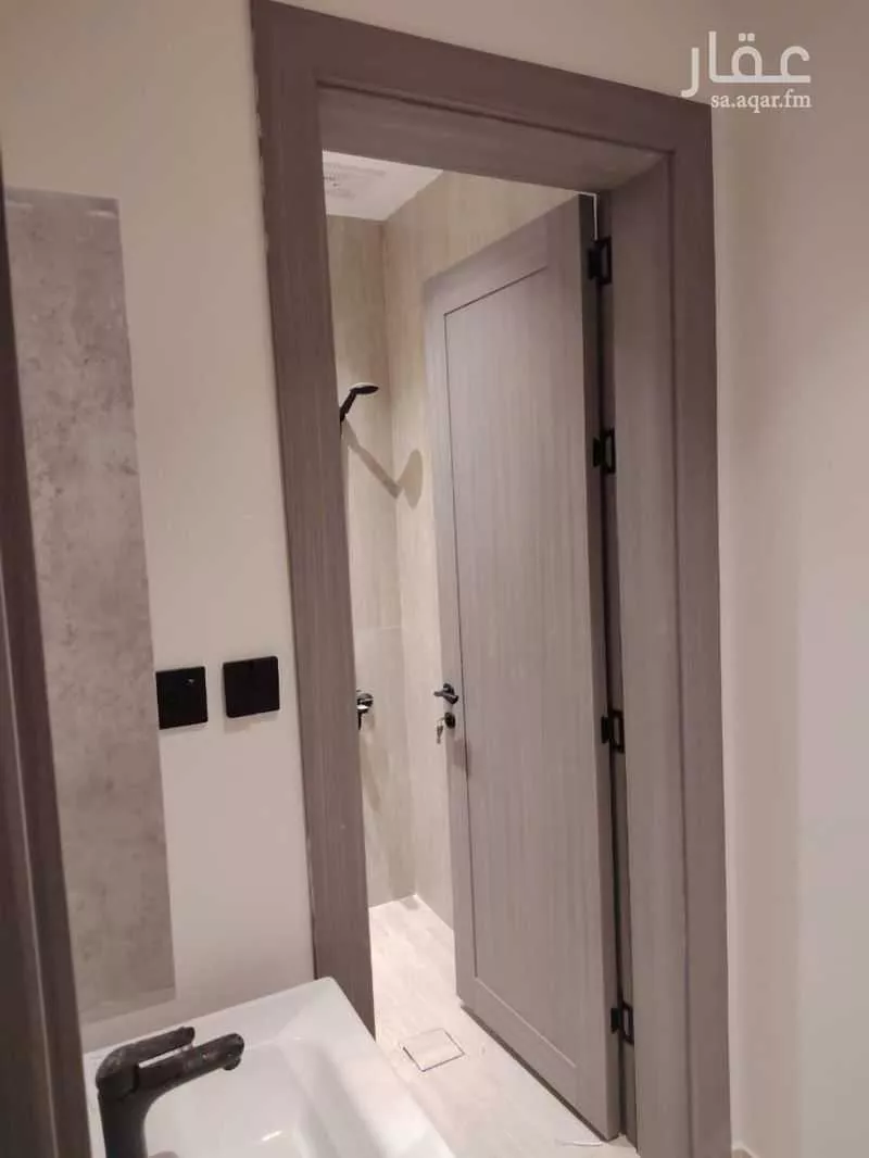 شقة 3 غرف في الحمرا 6