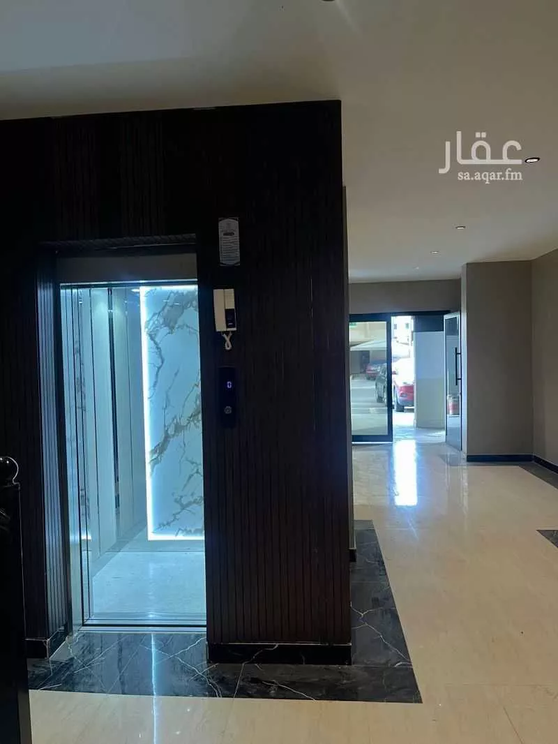 شقة 4 غرف في الحمرا 2