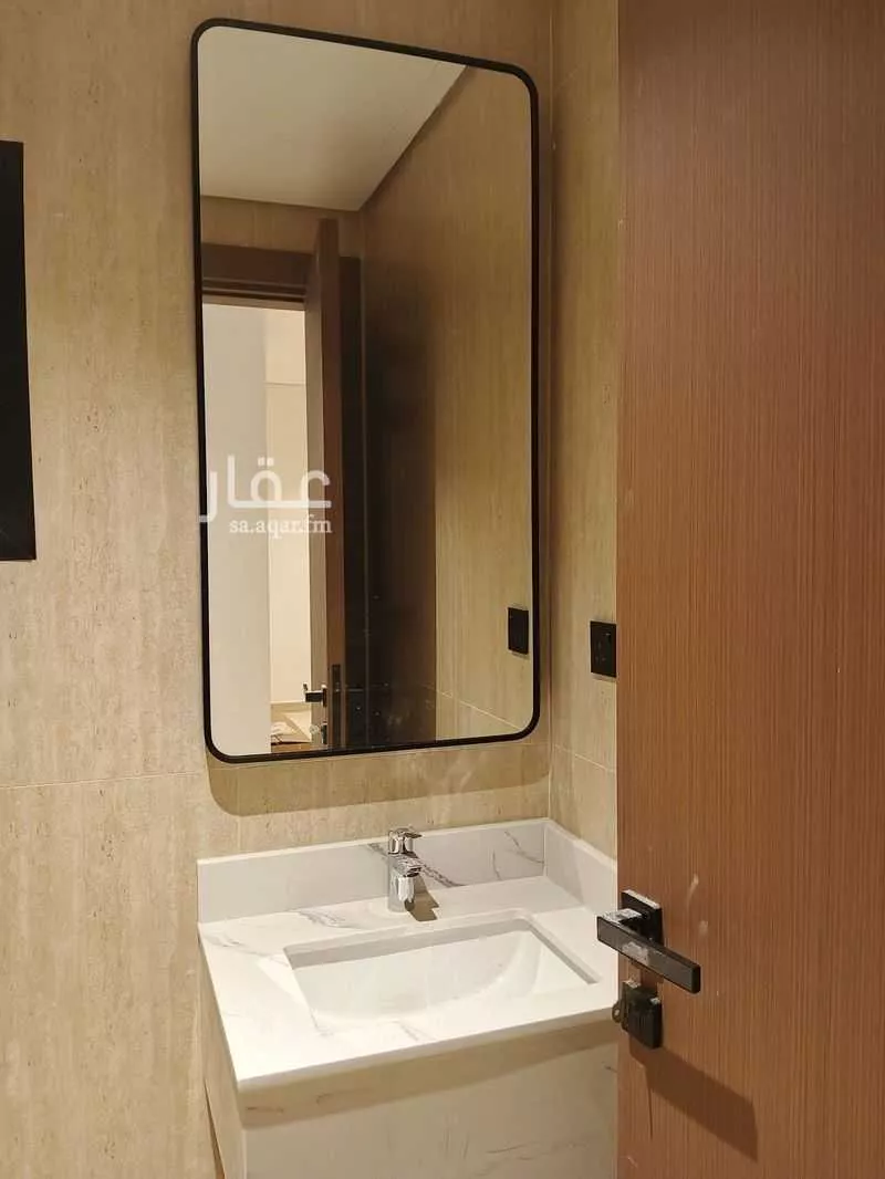 شقة 3 غرف في الخور 10