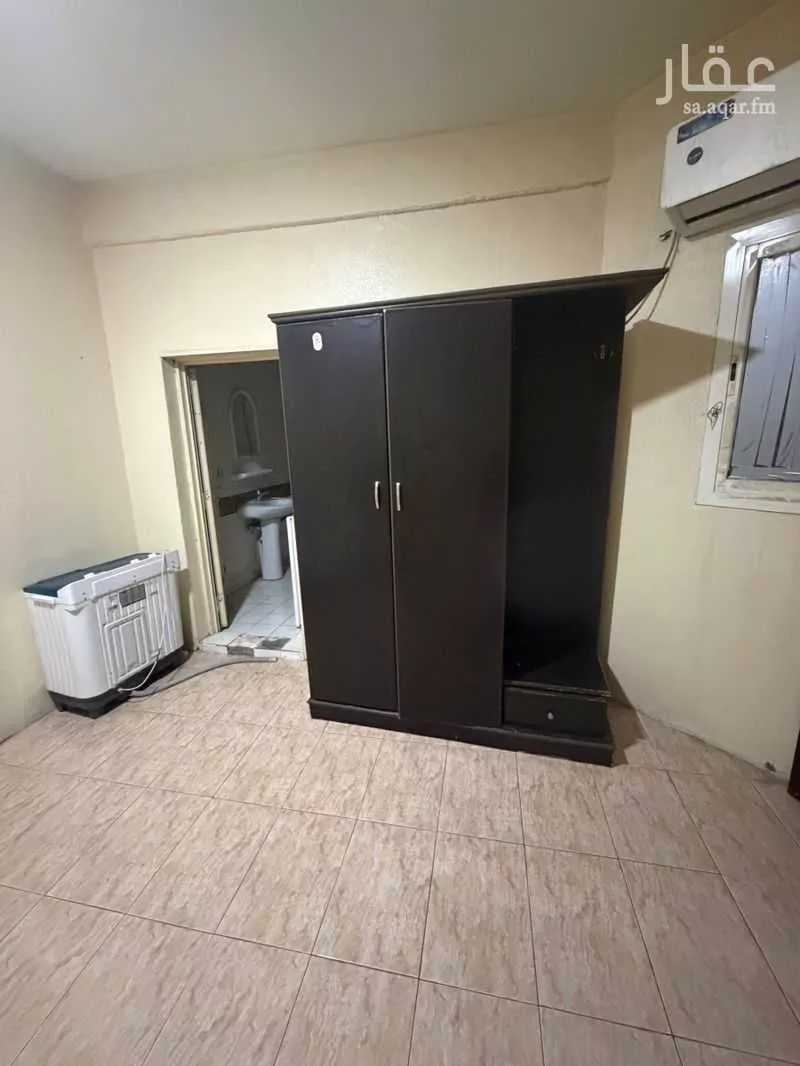 شقة 2 غرف في الثقبة 4