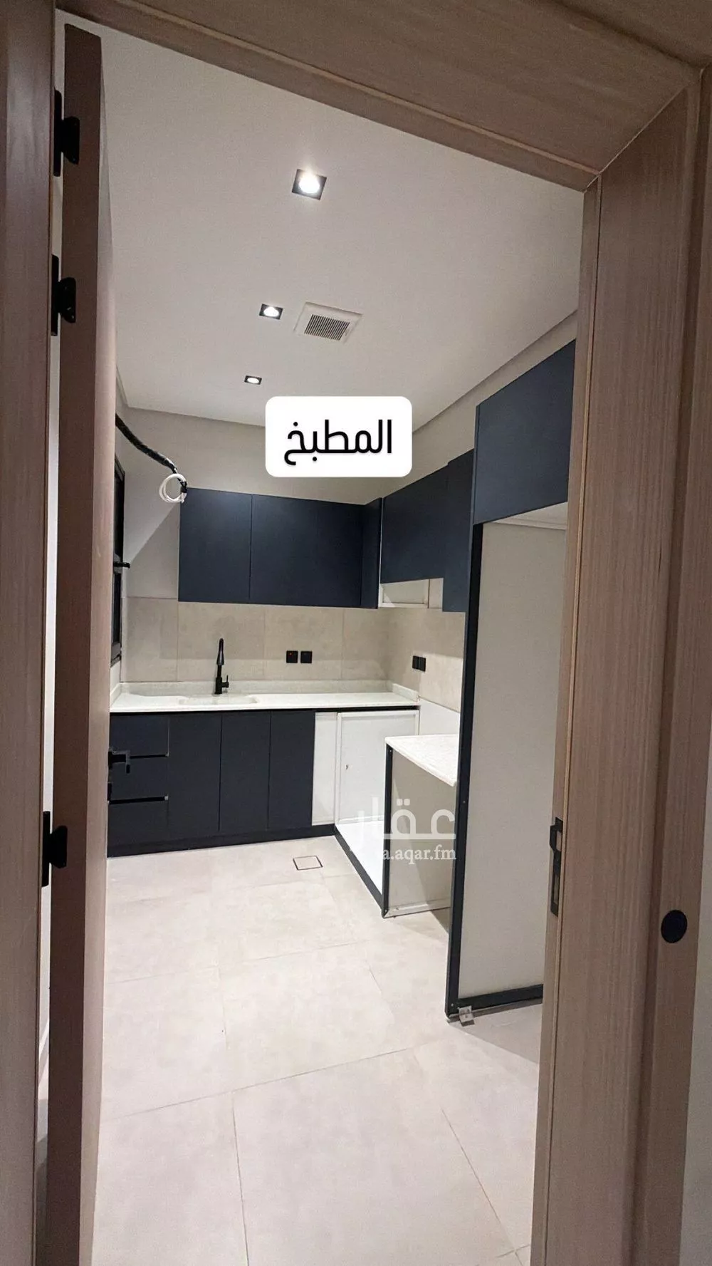 عمارة 500 م² في الراكة الجنوبية 8