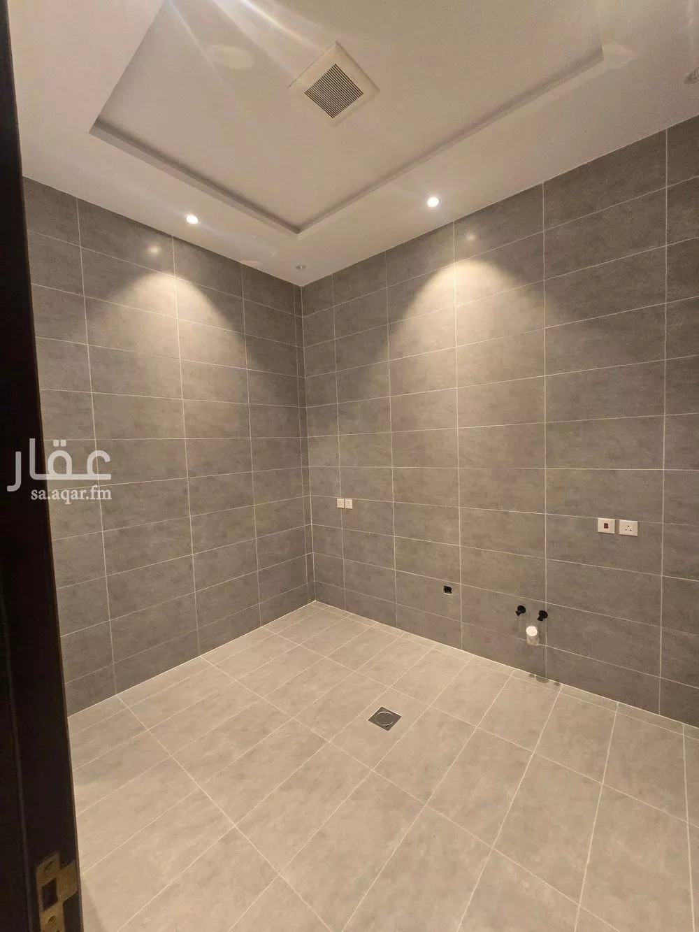 فيلا 9 غرف في النعيم 9