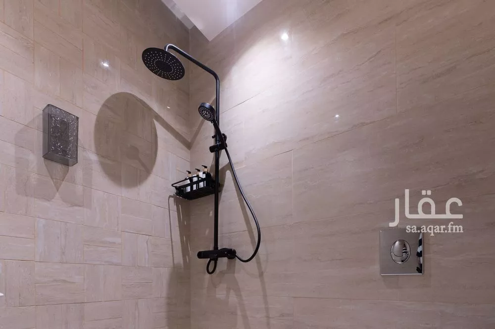 شقة 2 غرف في الملقا 16