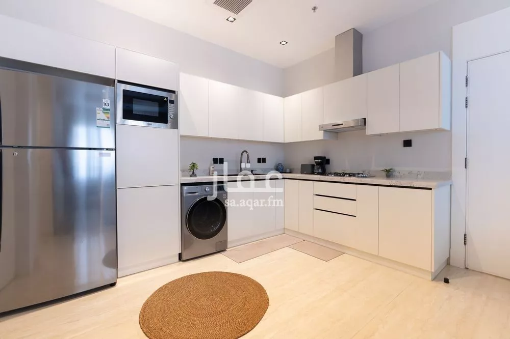 شقة 2 غرف في الملقا 7