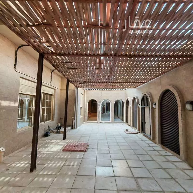 8 bedroom villa in Al Zahra, Jeddah 12