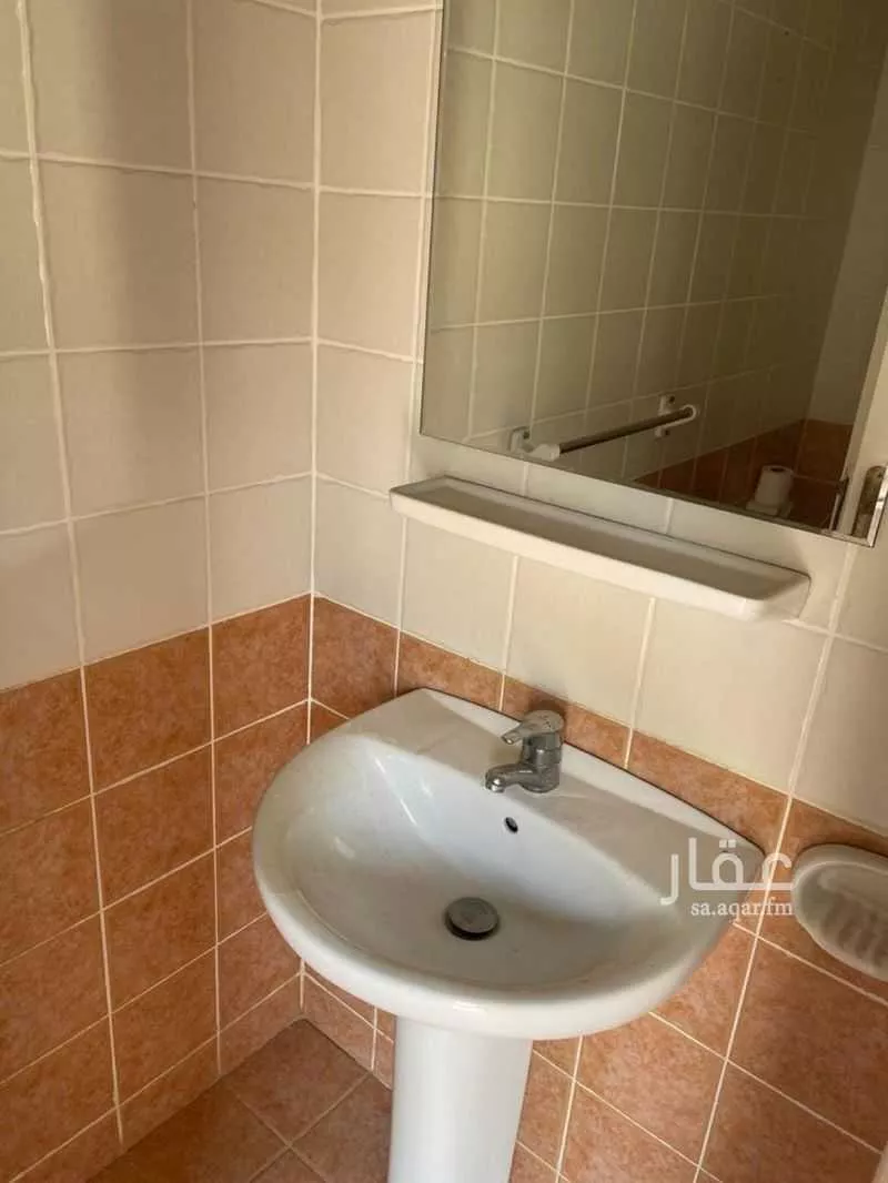 فيلا 3 غرف في الرويس 6