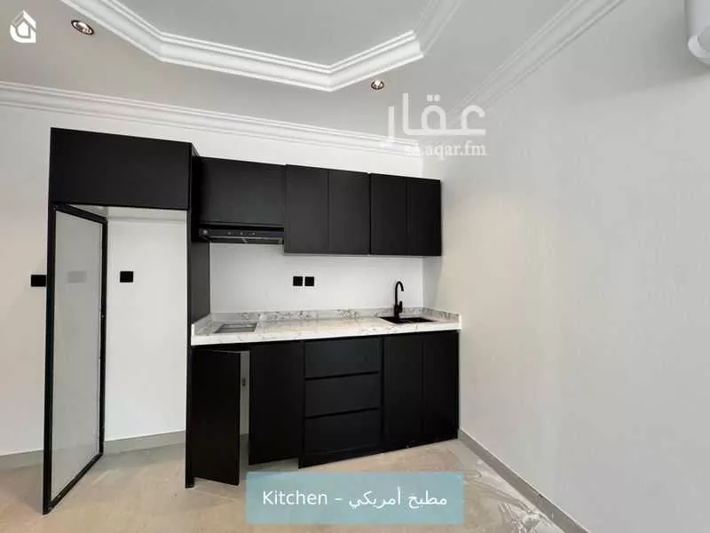 شقة 1 غرف في الملقا 5