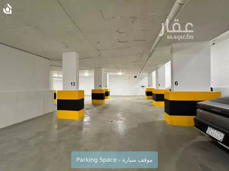 شقة 1 غرف في الملقا 8