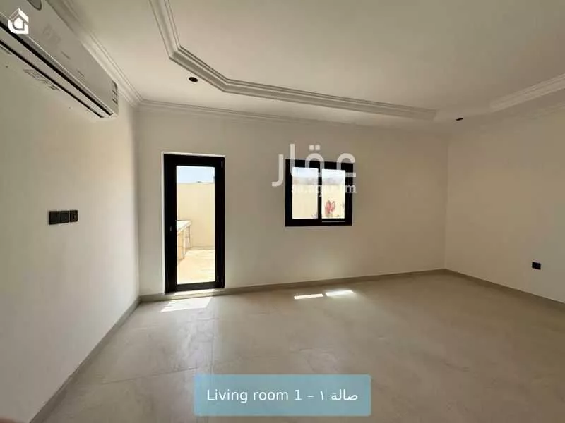 شقة 1 غرف في الملقا 4