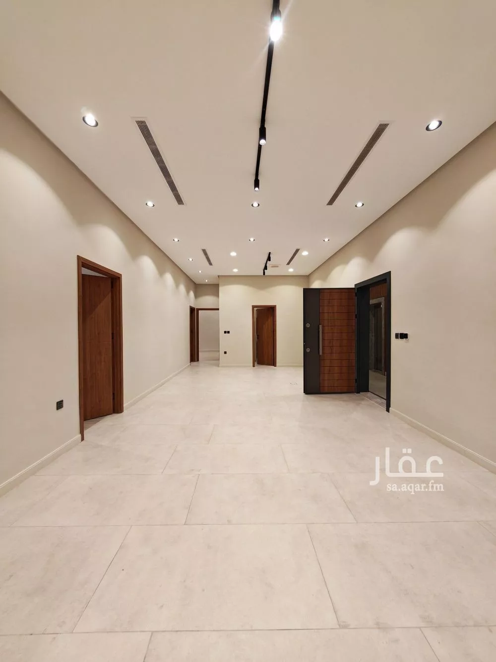 شقة 5 غرف في السلامة 12