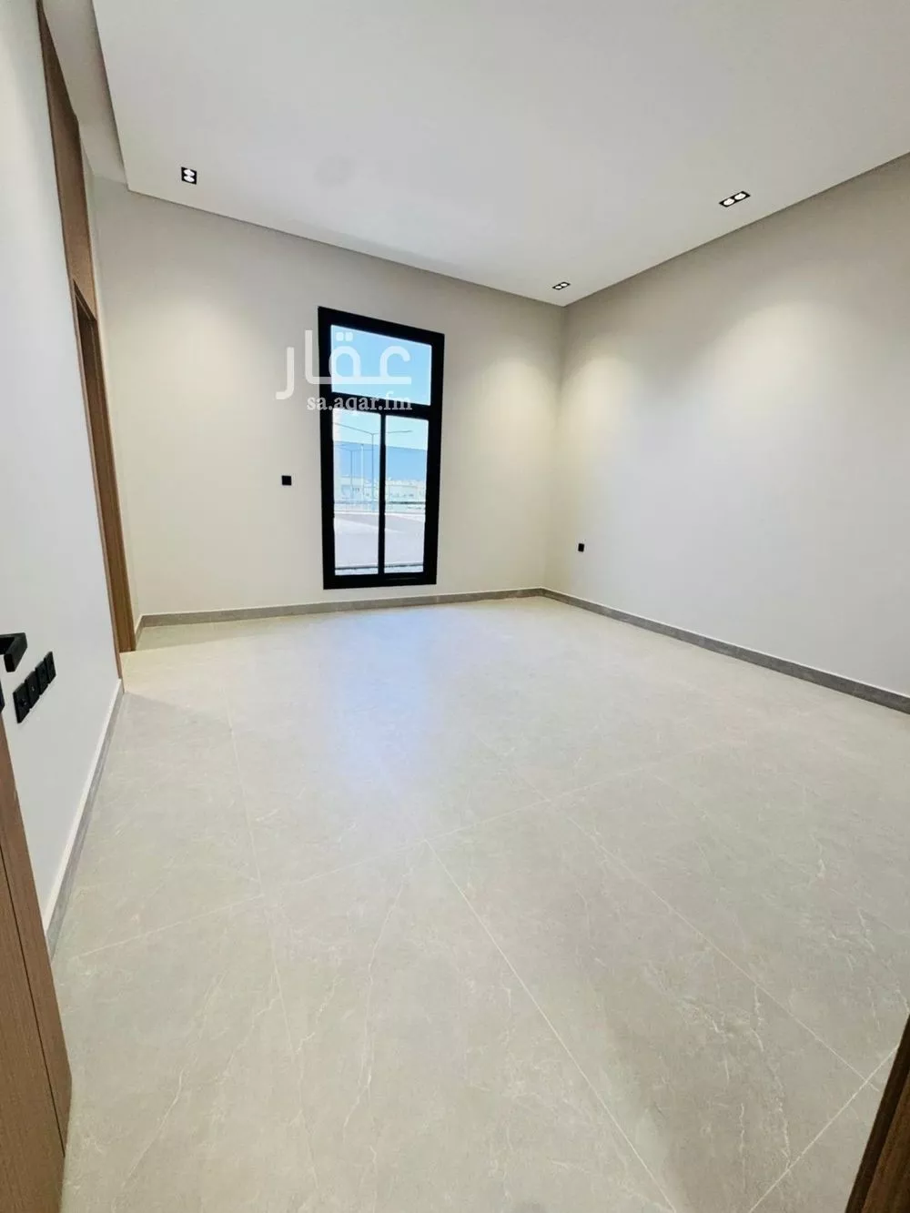 دور 4 غرف في الملك فيصل 15